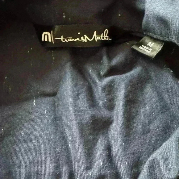 Travis Mathew Casual Button Front Short Sleeve Cotton Shirt Navy Size Medium - Picture 2 of 4